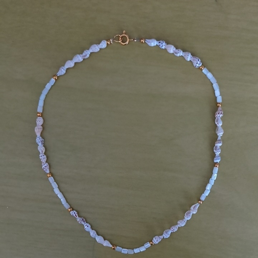 Seashell Necklace with White and Gold Beads